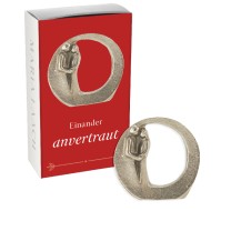 Einander vertraut (Ministehplakette Paar), Ø 4 cm, Silberbronze, in Geschenkschachtel<span class=prodhide>809476/7</span>