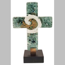 Kreuz grün, mit Holzfuß, ca. 14 cm hoch<span class=prodhide>890187</span>
