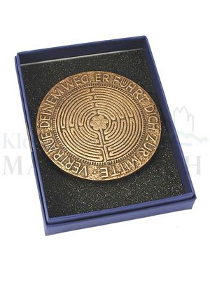 Plakette Labyrinth Vertraue deinem Weg ..., Ø 9 cm, mit Expertise, in Geschenkschachtel<span class=prodhide>801200/7</span>